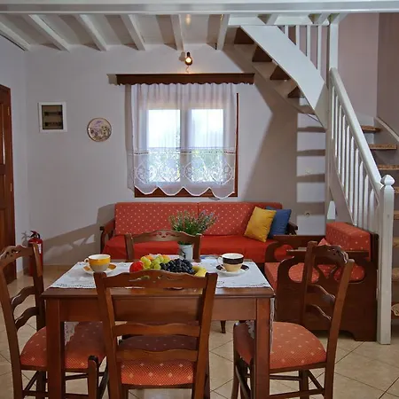 Villa Kamelia Votsi (Alonnisos)