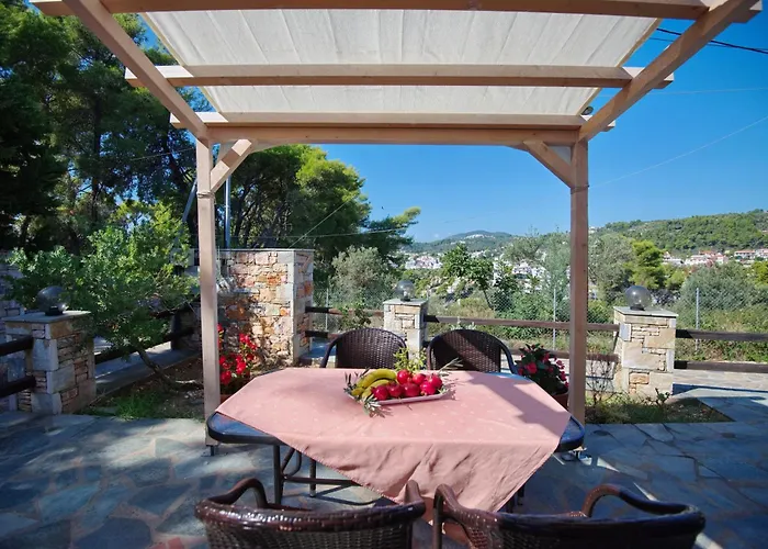 Kamelia Votsi (Alonnisos)