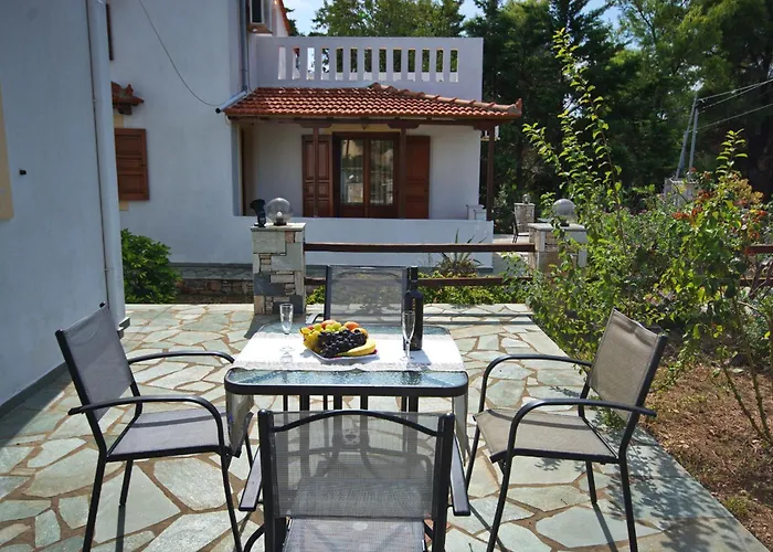 Kamelia * Votsi (Alonnisos)