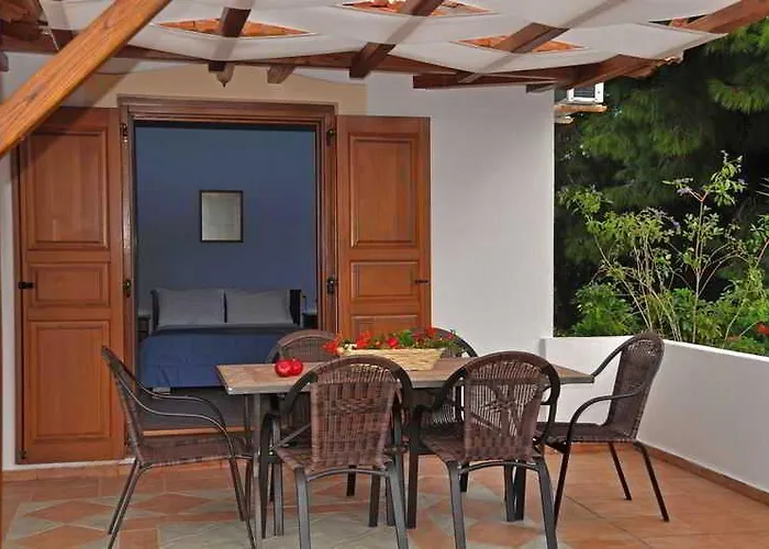 Kamelia Votsi (Alonnisos)